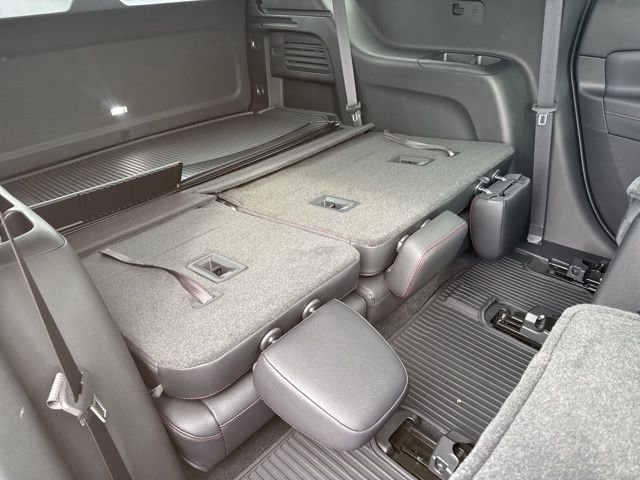 Used 2025 Chevrolet Traverse Z71 w/ Enhanced Driving Package image 51