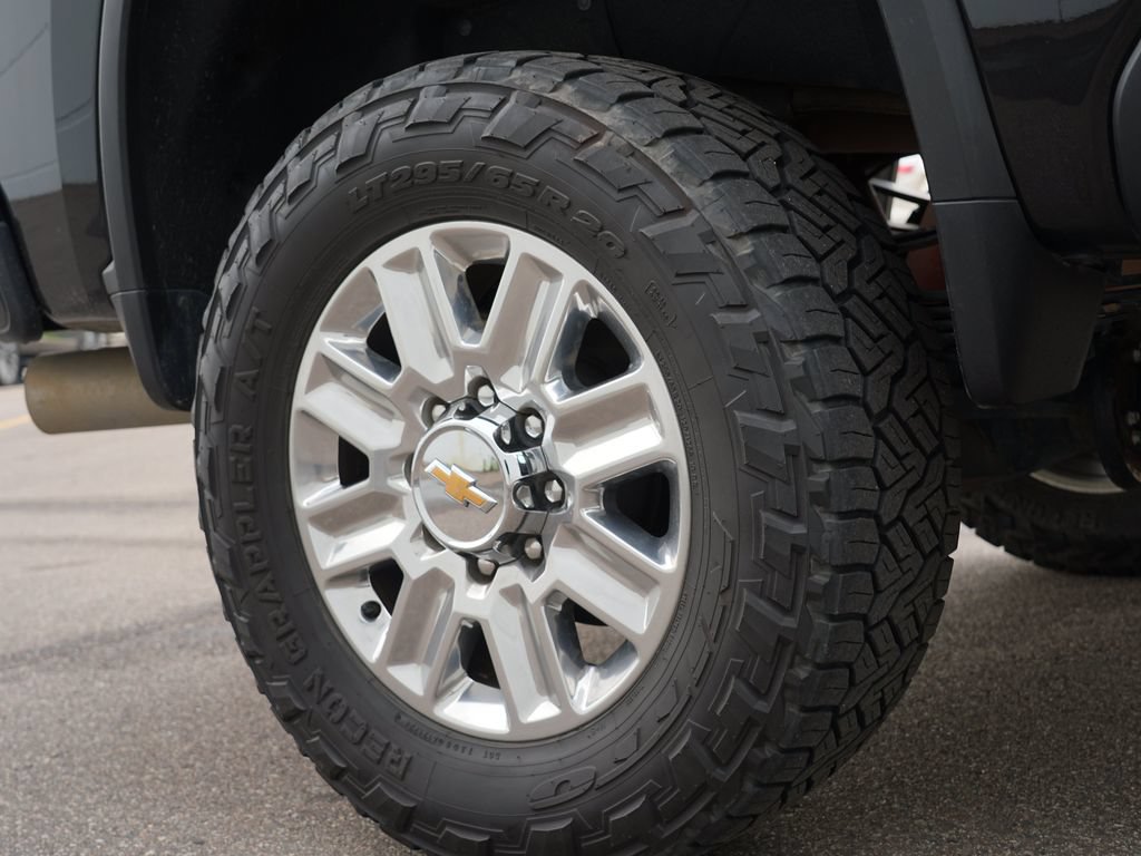Certified 2024 Chevrolet Silverado 3500 High Country w/ High Country Premium Package AWD/4WD image 31