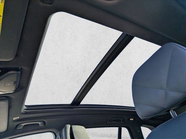 Used 2024 BMW X5 xDrive50e image 17