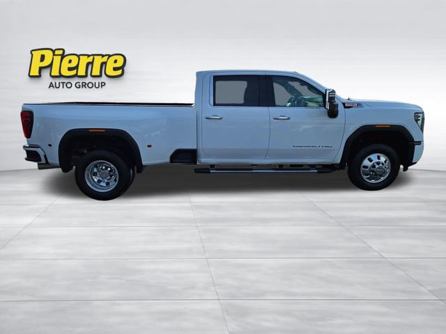 Used 2025 GMC Sierra 3500 Denali AWD/4WD image 6