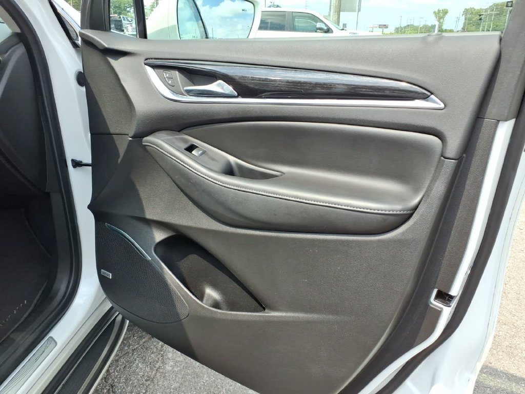 Used 2019 Buick Enclave Avenir w/ Avenir Technology Package FWD image 12