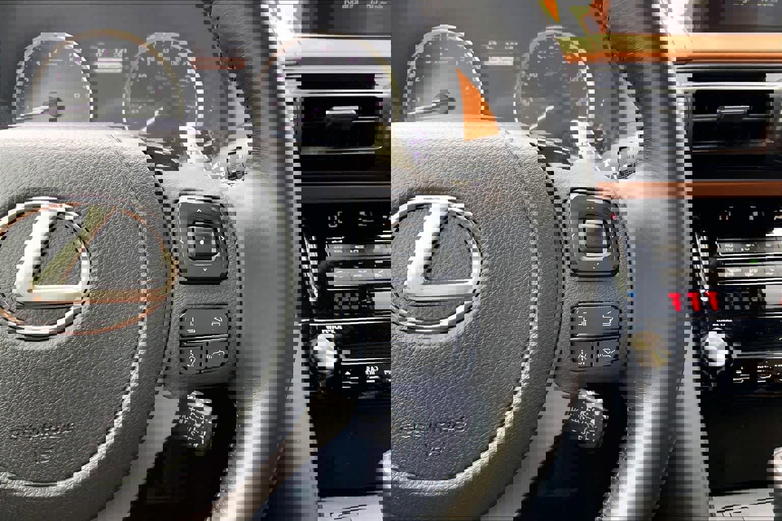 Used 2024 Lexus IS 350 F Sport image 24