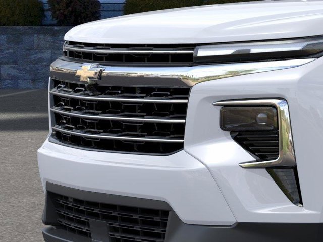 New 2027 Chevrolet Traverse LT w/ Driver Confidence Package FWD image 13