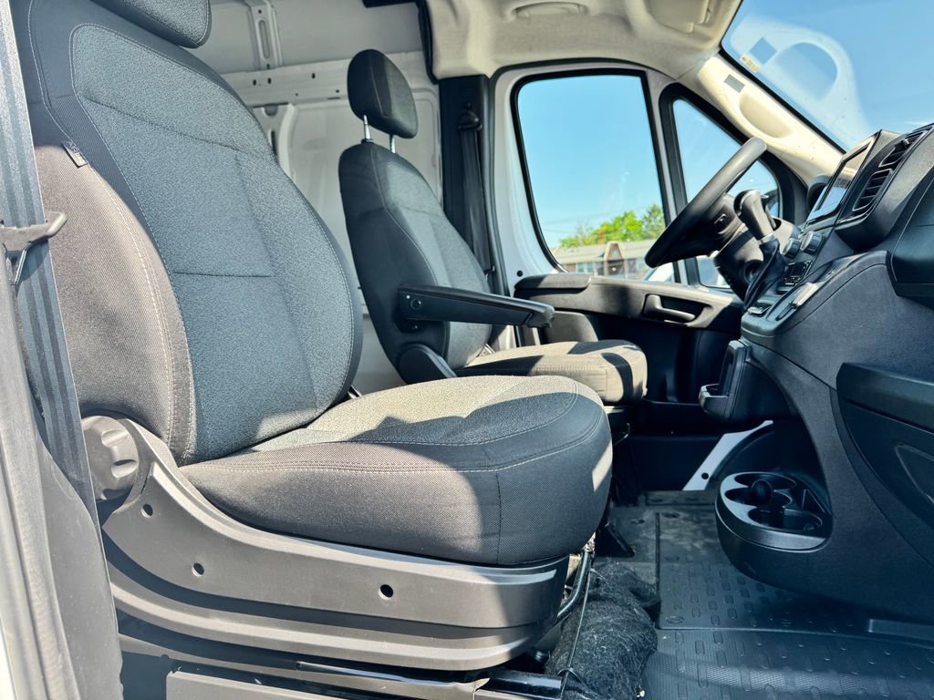 Used 2023 RAM ProMaster 2500 FWD image 10