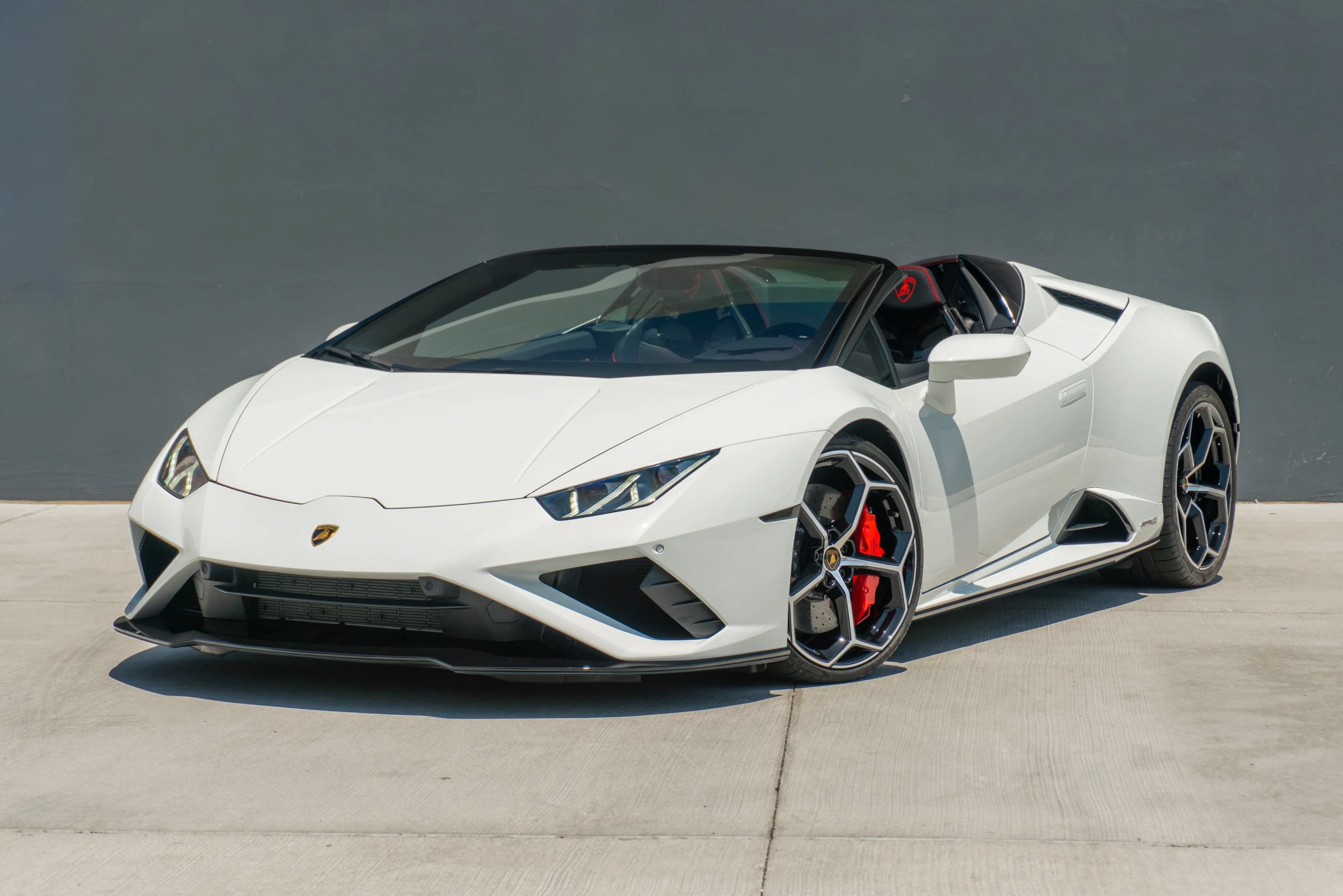 Used 2023 Lamborghini Huracan EVO RWD image 6