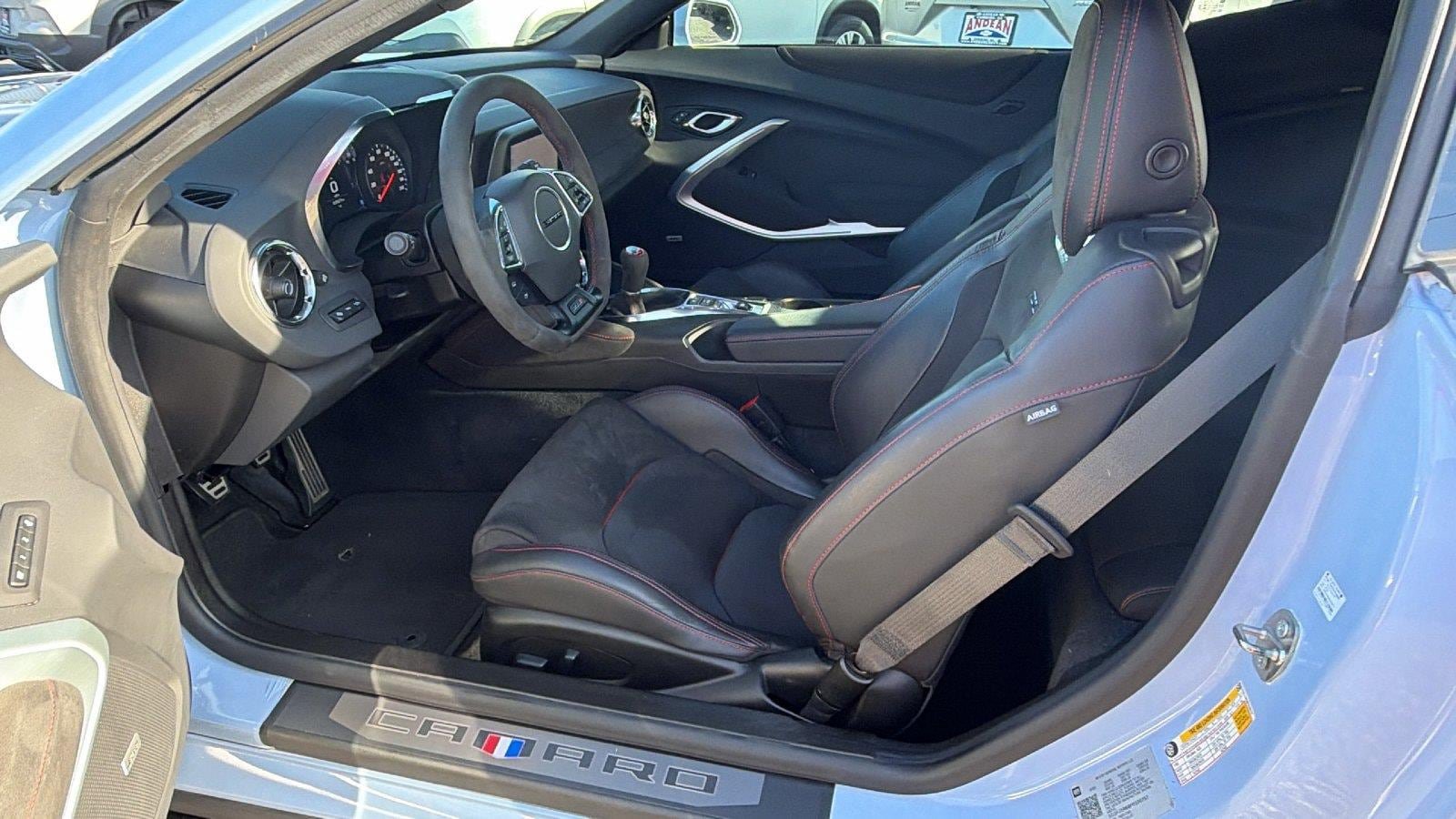 Used 2023 Chevrolet Camaro ZL1 RWD image 16