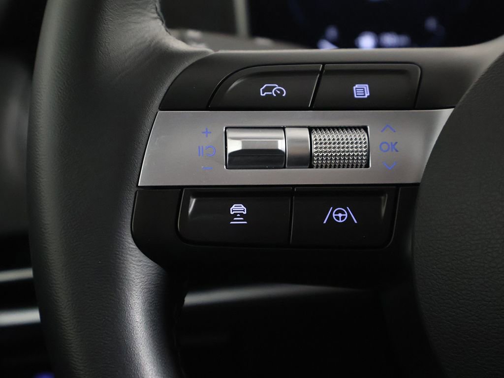 Certified 2025 Hyundai Tucson SEL image 40