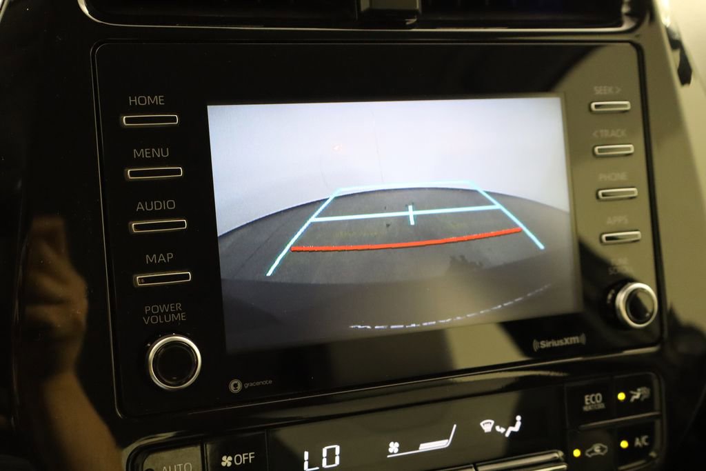 Used 2022 Toyota Prius LE image 30