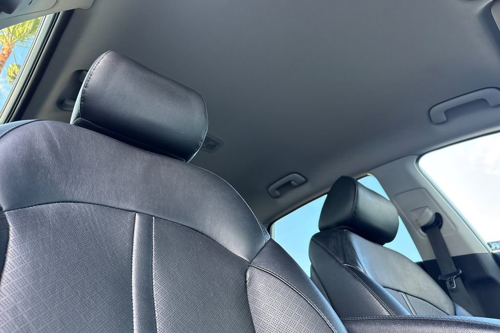 Used 2018 Kia Optima EX image 19