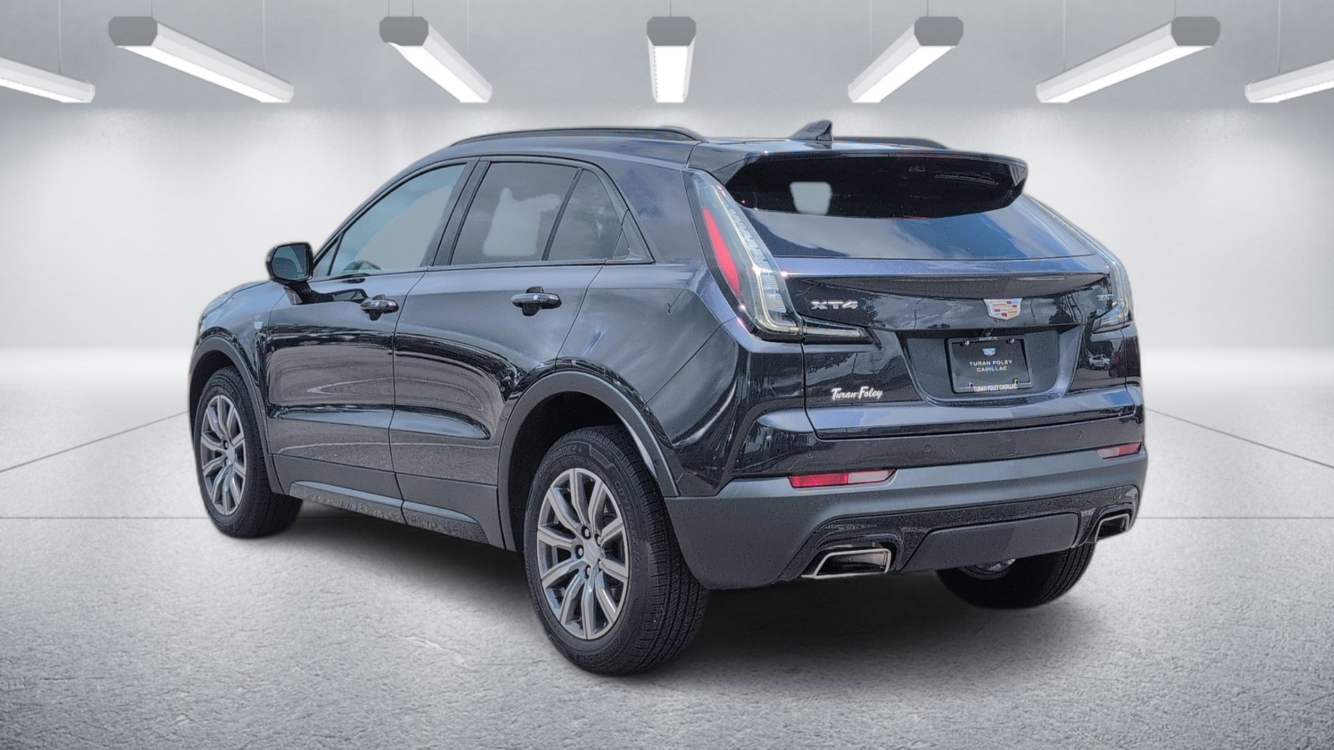 Certified 2022 Cadillac XT4 Sport w/ Enhanced Visibility Package FWD image 3