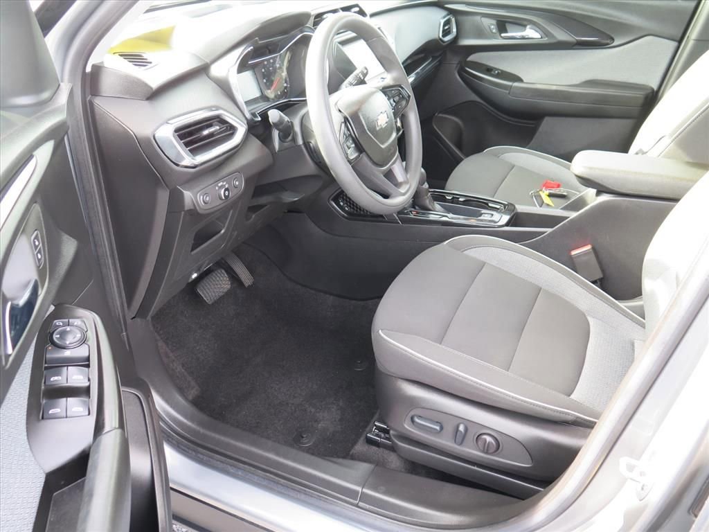 Used 2023 Chevrolet TrailBlazer LT image 10