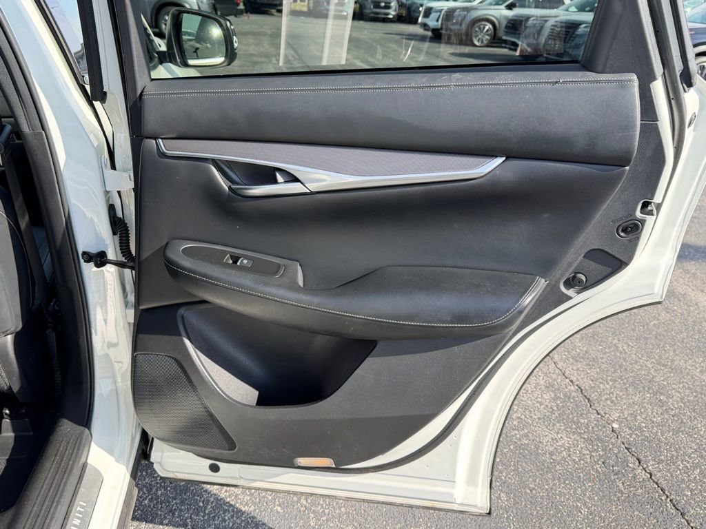Used 2022 INFINITI QX50 Luxe w/ Appearance Package image 18