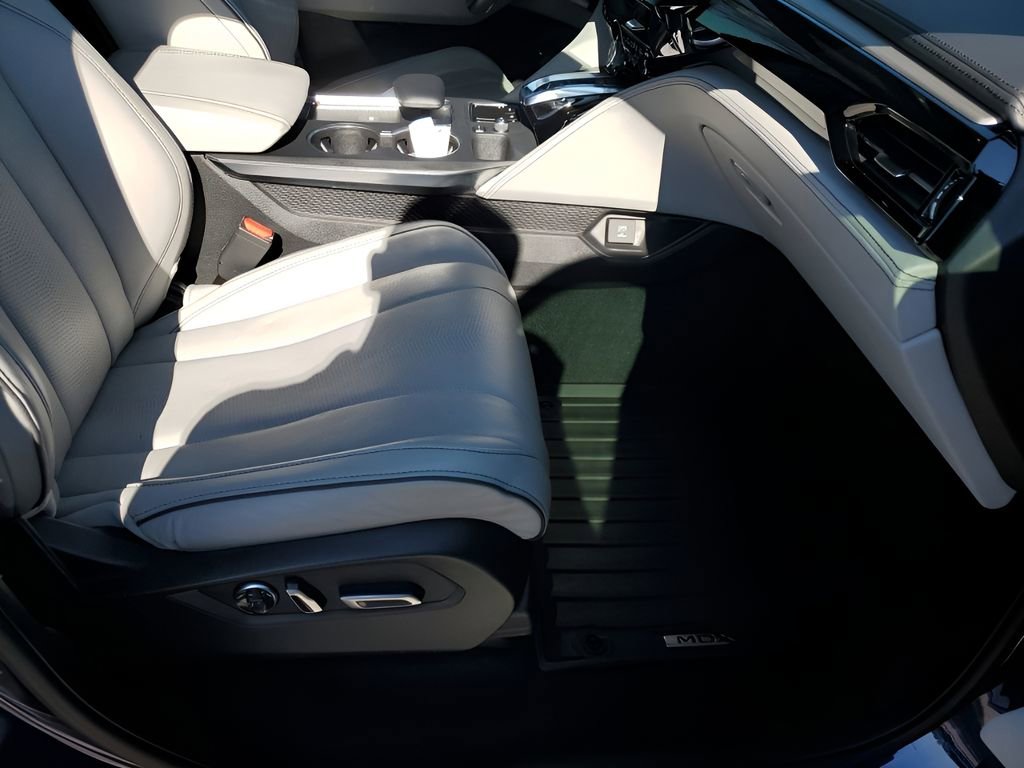 Used 2022 Acura MDX Advance image 16