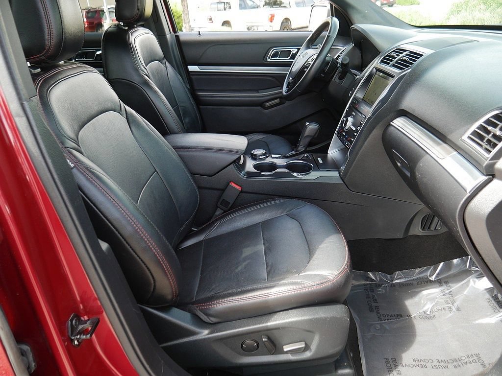 Used 2019 Ford Explorer Sport w/ Equipment Group 401A AWD/4WD image 66