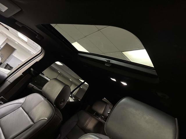 Used 2023 Chevrolet Traverse RS AWD/4WD image 14