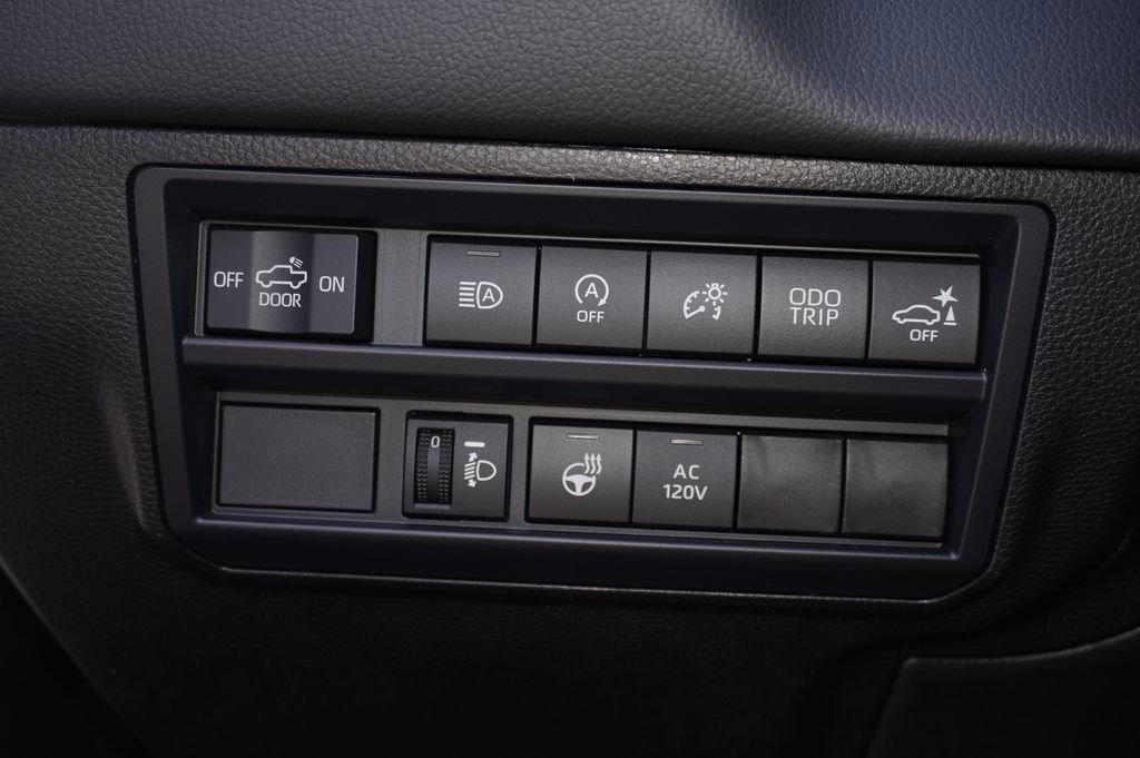 New 2026 Toyota Tundra Limited AWD/4WD image 11