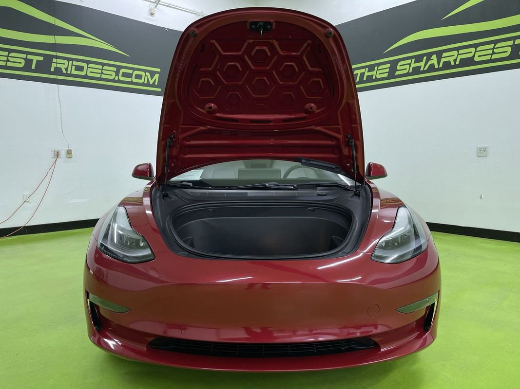 Used 2021 Tesla Model 3 Performance image 4