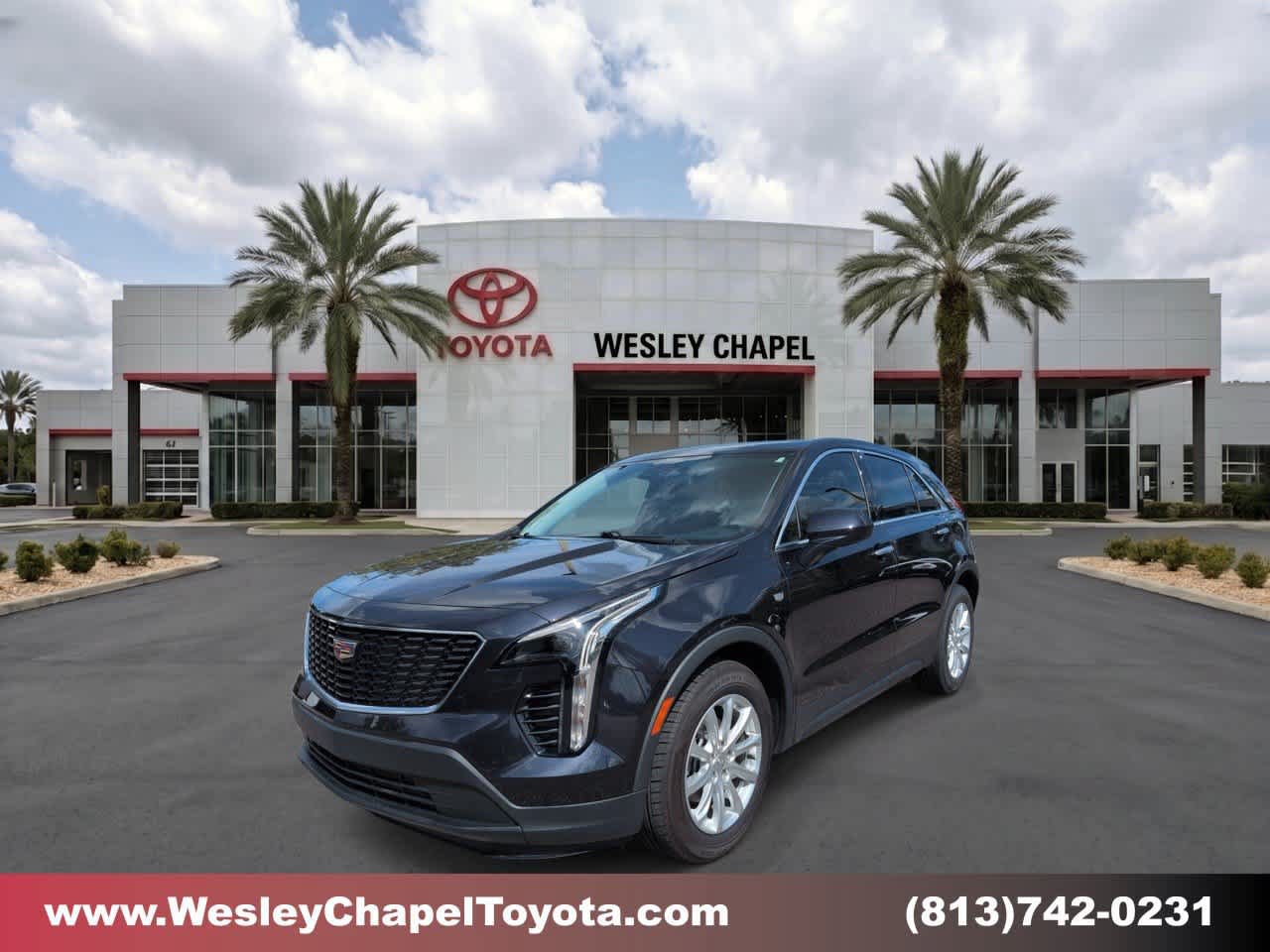 Used 2023 Cadillac XT4 Luxury FWD image 1