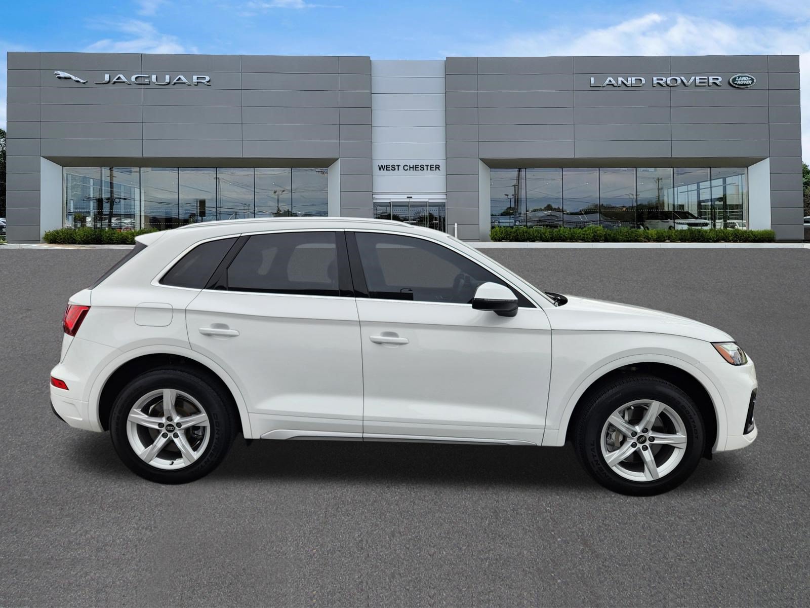 Used 2023 Audi Q5 2.0T Premium w/ Convenience Package AWD/4WD image 6