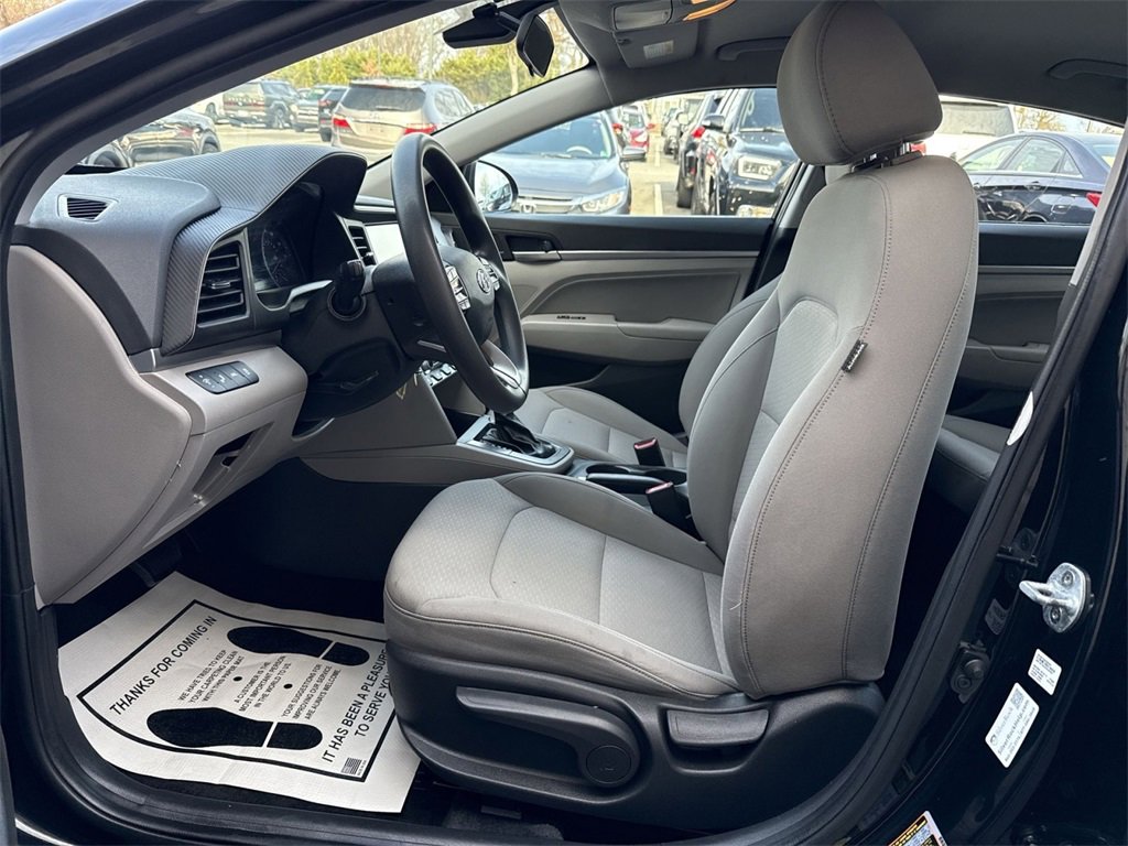 Used 2020 Hyundai Elantra SEL image 13