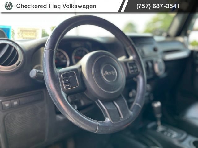 Used 2014 Jeep Wrangler Rubicon w/ Power Convenience Group AWD/4WD image 13