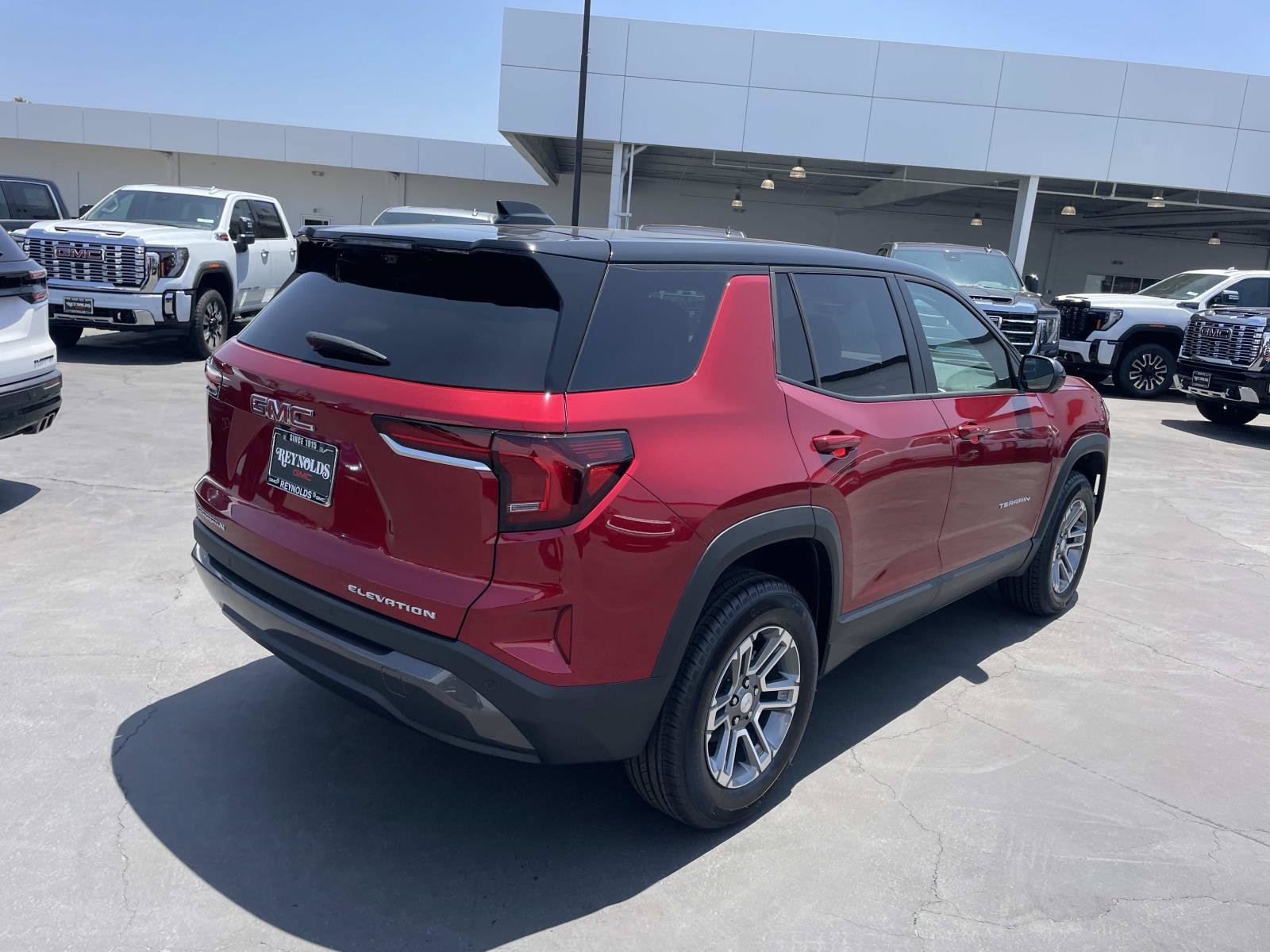 New 2026 GMC Terrain Elevation w/ Technology Package II FWD image 5