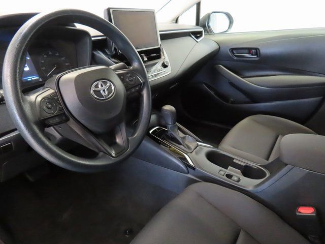 Used 2024 Toyota Corolla LE image 4