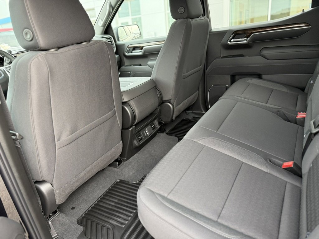 New 2026 GMC Sierra 1500 Elevation image 11