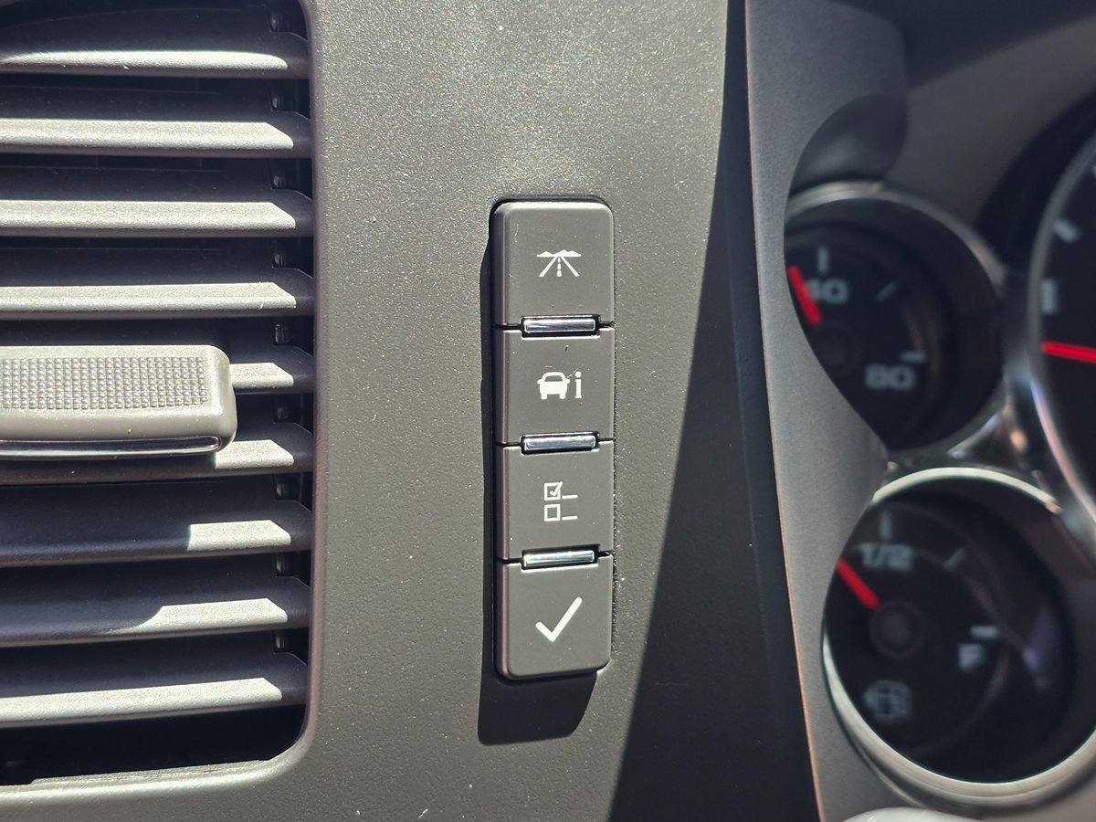 Used 2012 Chevrolet Silverado 1500 LT w/ All-Star Edition RWD image 40