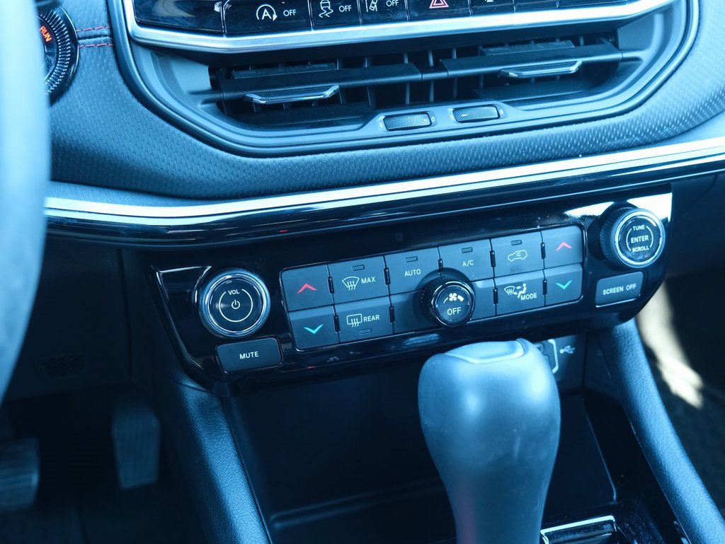 Used 2024 Jeep Compass Trailhawk image 21