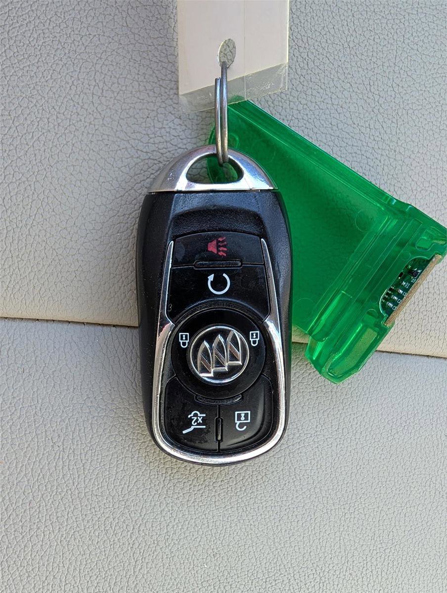 Used 2018 Buick Regal Essence w/ Driver Confidence Package #1 image 34