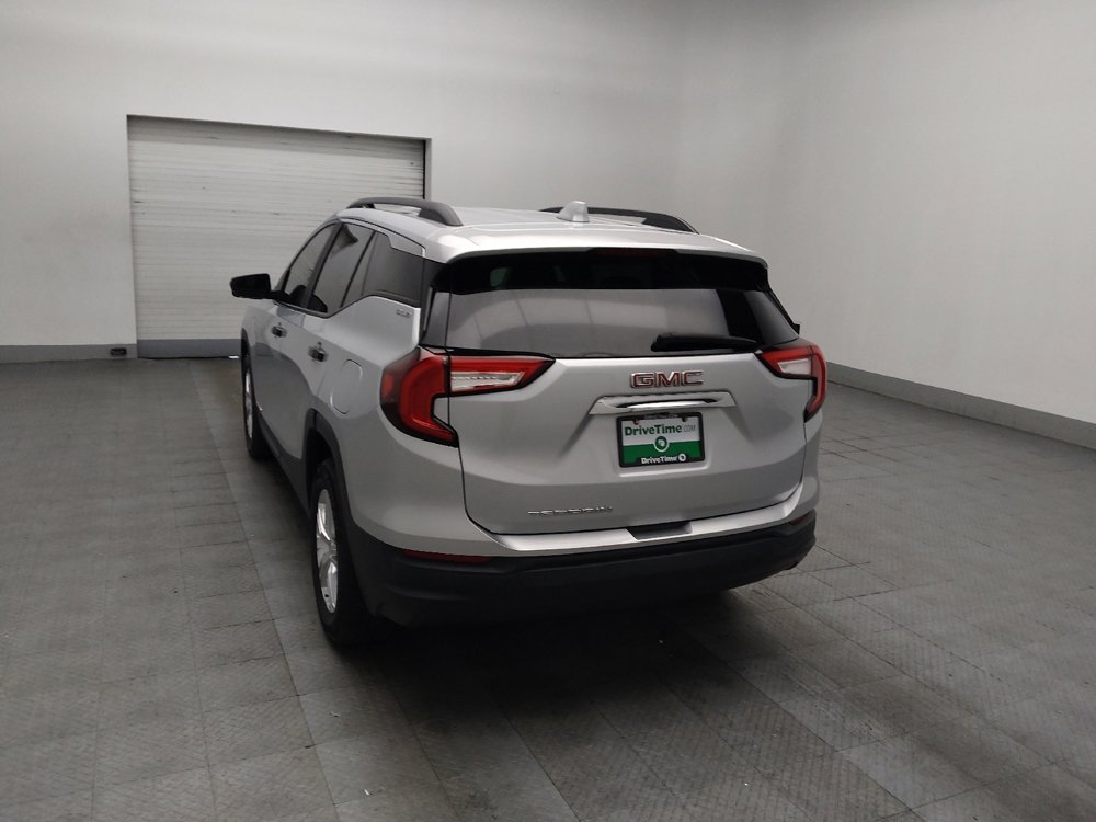 Used 2022 GMC Terrain SLE w/ Driver Convenience Package FWD image 6