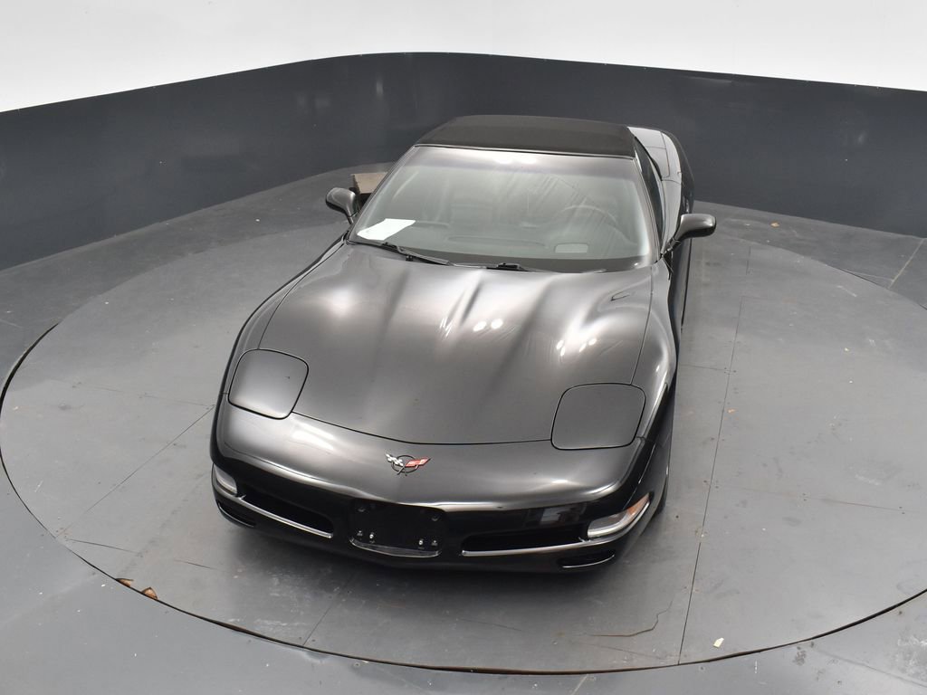 Used 2000 Chevrolet Corvette Base w/ Performance Handling Pkg image 26