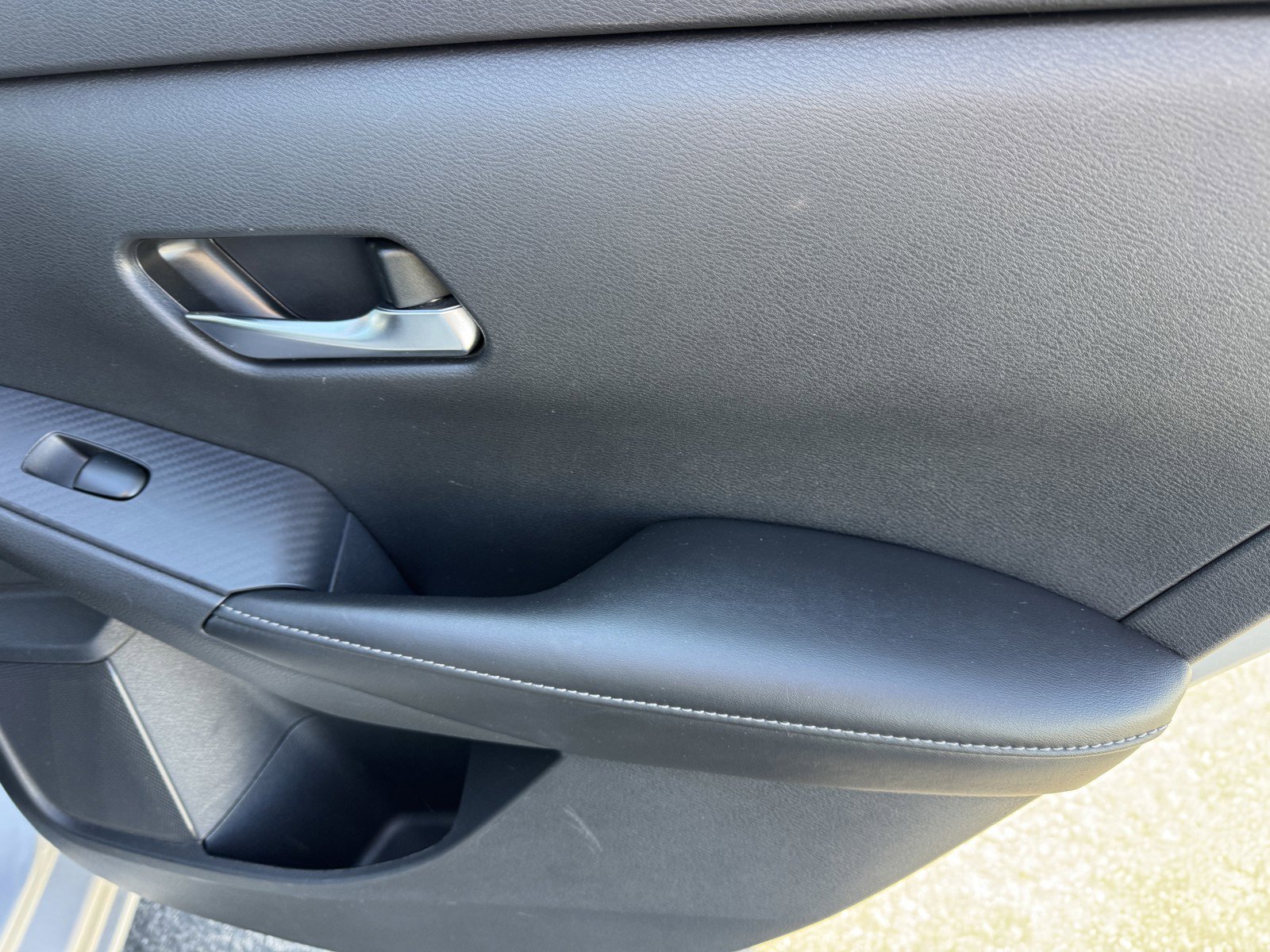 Used 2023 Nissan Sentra SV image 11