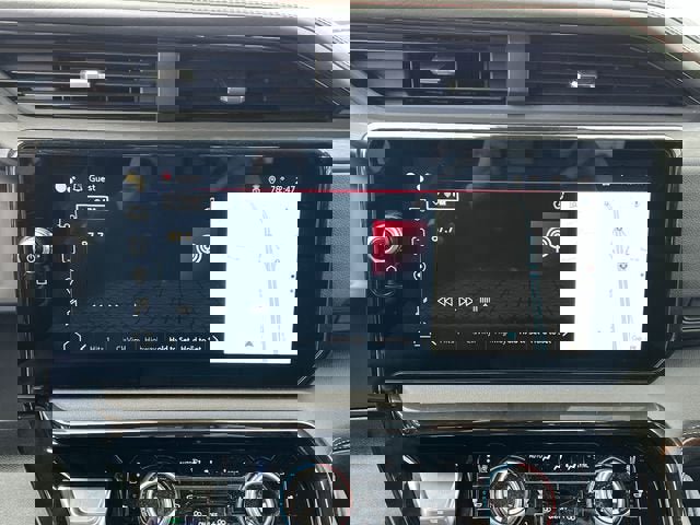 New 2025 GMC Sierra 1500 AT4 w/ AT4 Premium Package image 13