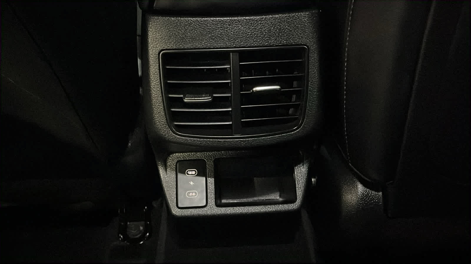 Used 2024 Kia Seltos EX FWD image 29