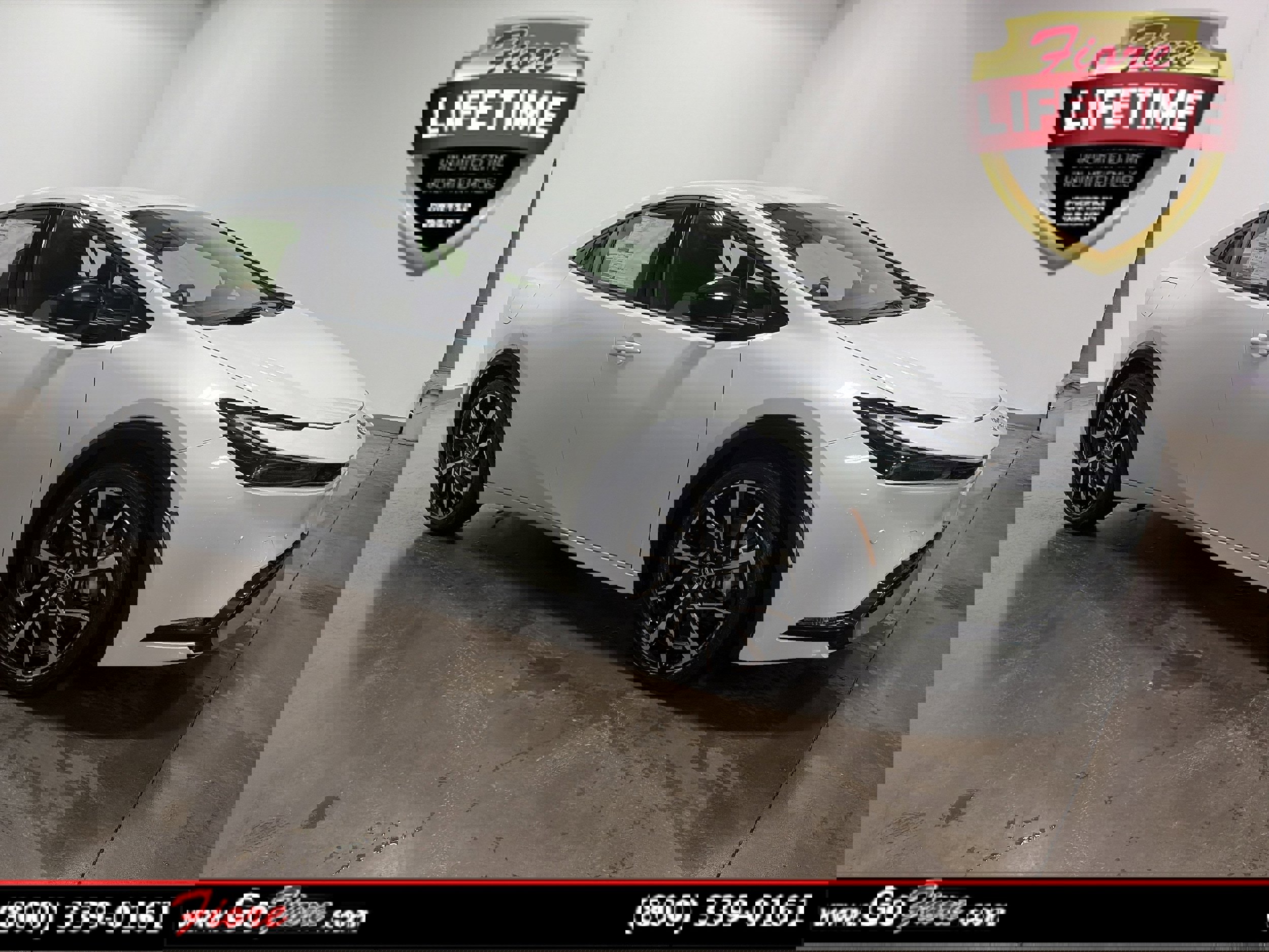 New 2026 Toyota Prius Plug-In Hybrid image 1