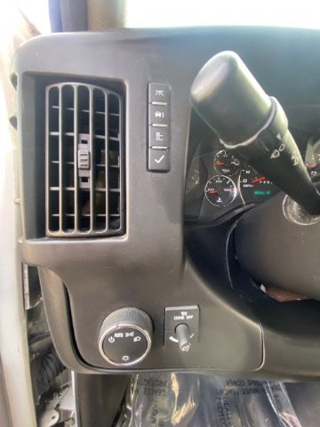 Used 2014 Chevrolet Express 2500 image 22