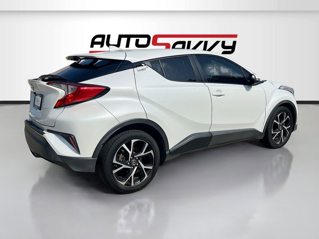 Used 2018 Toyota C-HR XLE FWD image 7