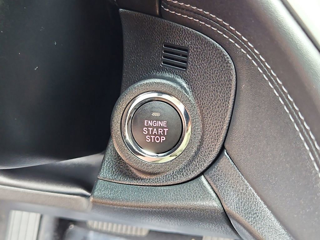 Used 2025 Subaru Outback Premium w/ Popular Package #1A image 16