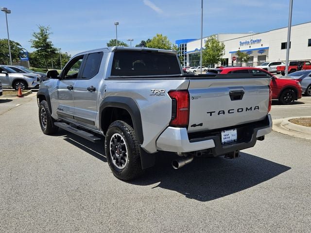 Used 2024 Toyota Tacoma TRD Off-Road AWD/4WD image 7