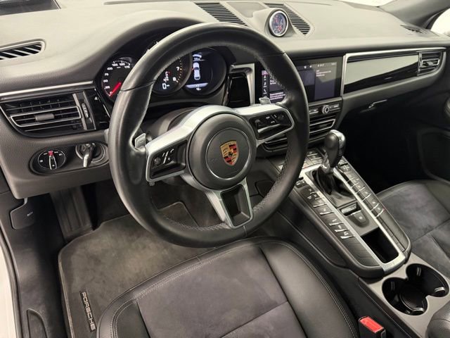 Used 2020 Porsche Macan image 12
