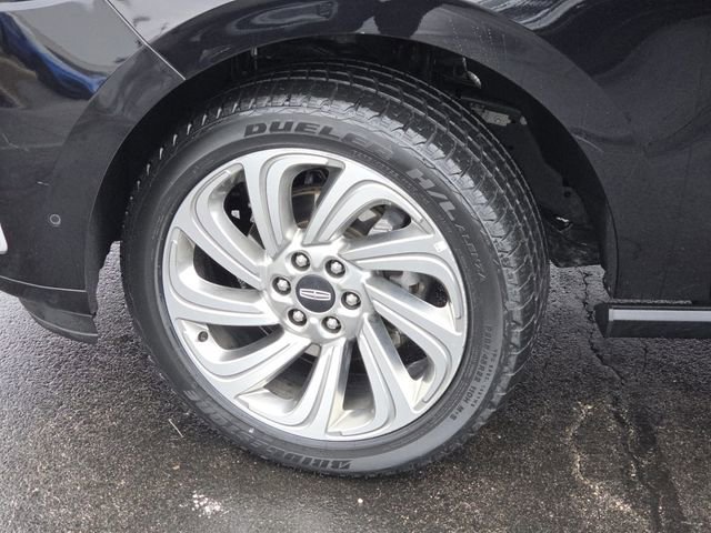 Used 2024 Lincoln Navigator Premiere image 30