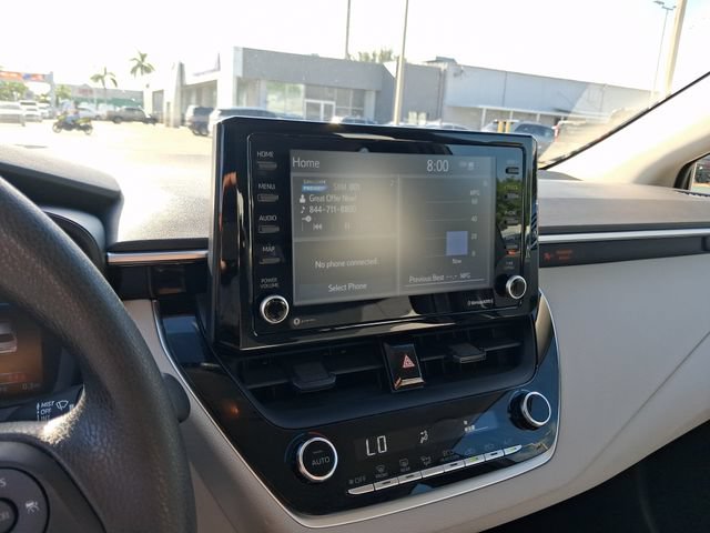 Used 2022 Toyota Corolla LE FWD image 19