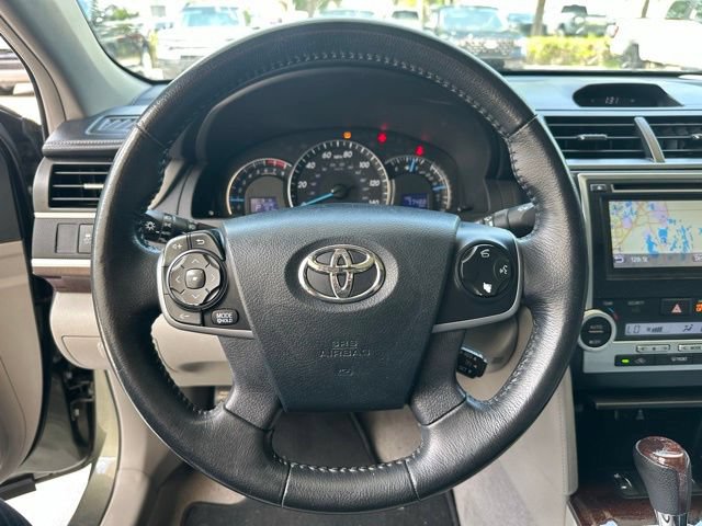 Used 2012 Toyota Camry XLE FWD image 18
