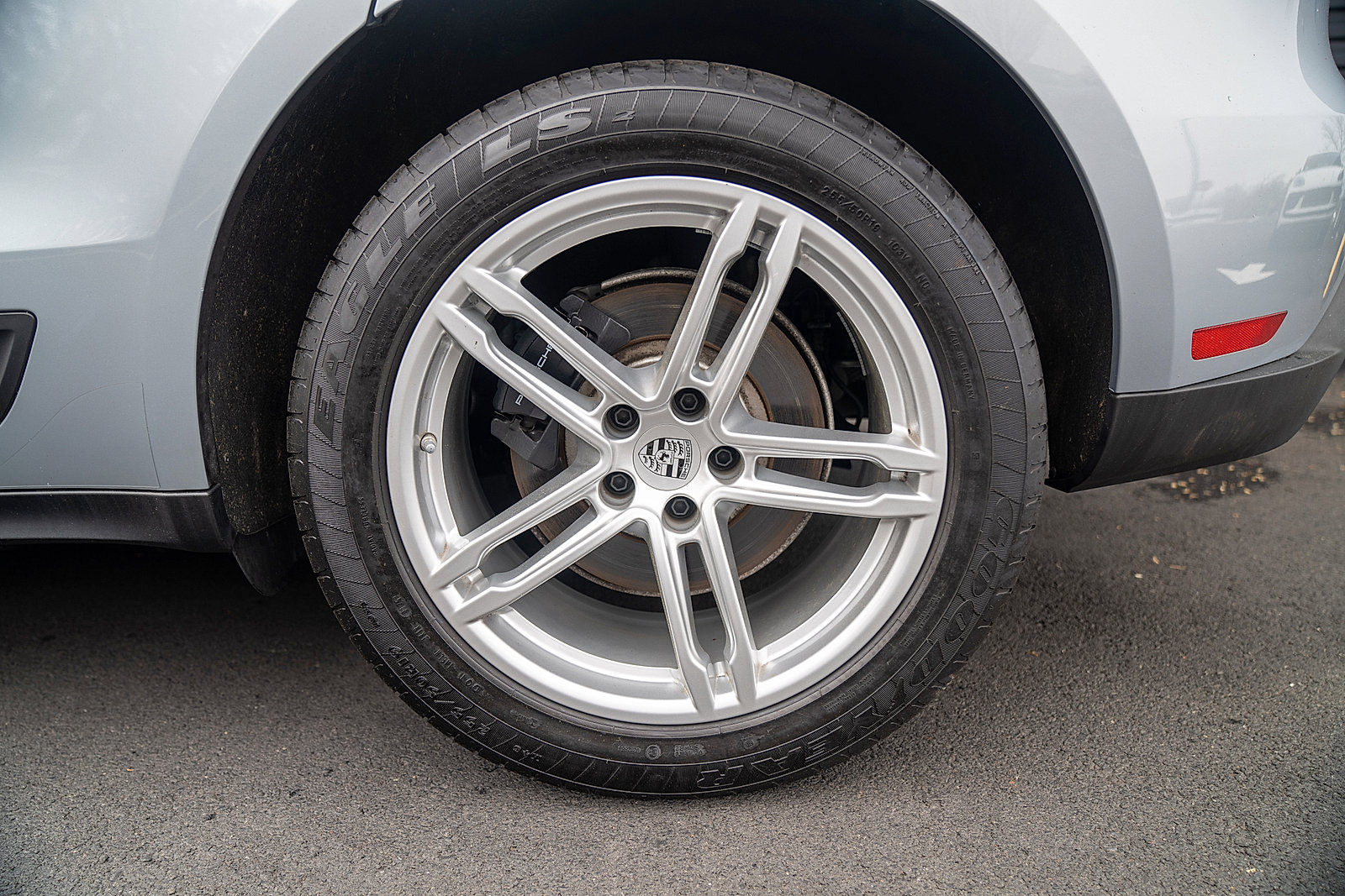 Certified 2026 Porsche Macan AWD/4WD image 24