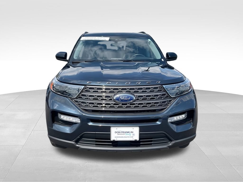 Used 2023 Ford Explorer XLT w/ Equipment Group 202A AWD/4WD image 3