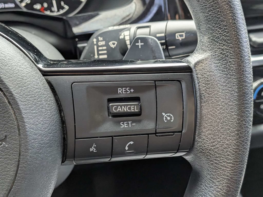 Used 2022 Nissan Pathfinder S FWD image 23