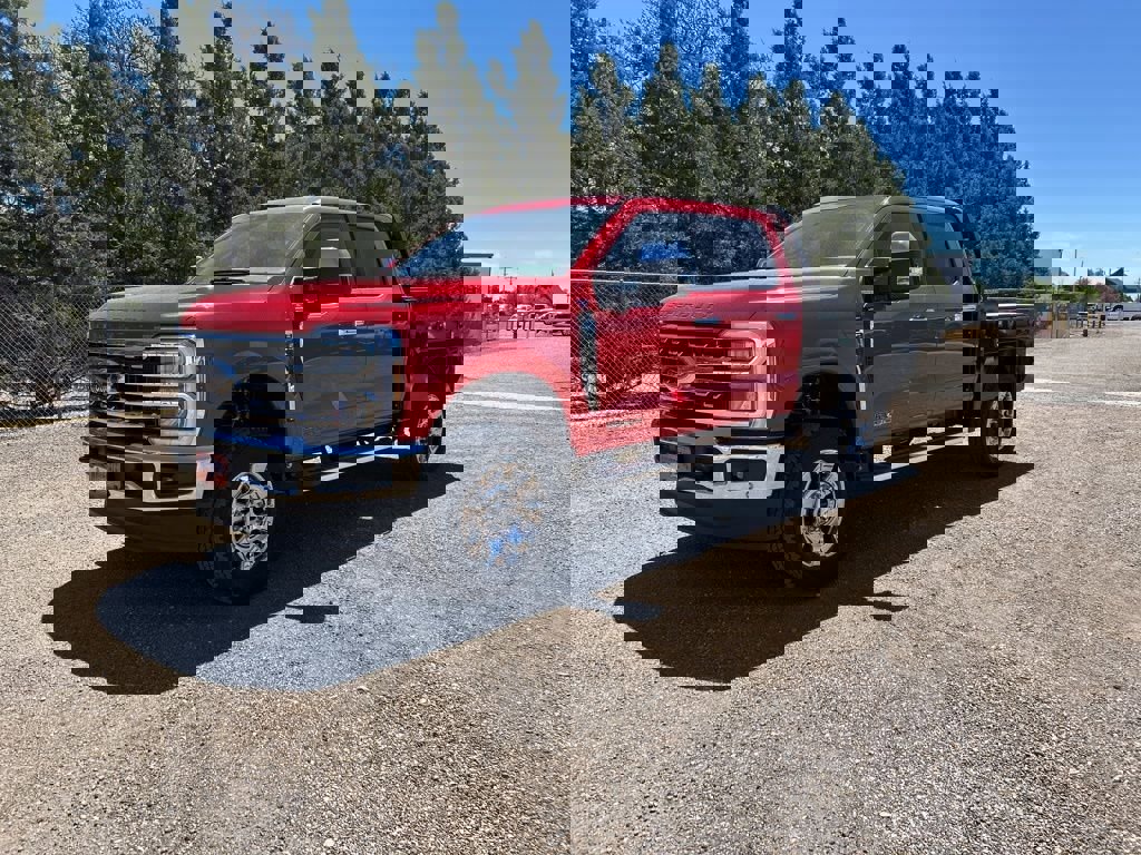 New 2026 Ford F250 Lariat w/ Lariat Premium Package image 2