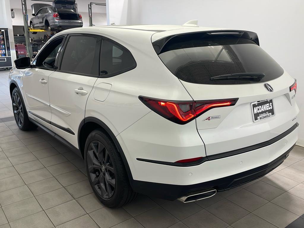 Used 2022 Acura MDX A-Spec image 11